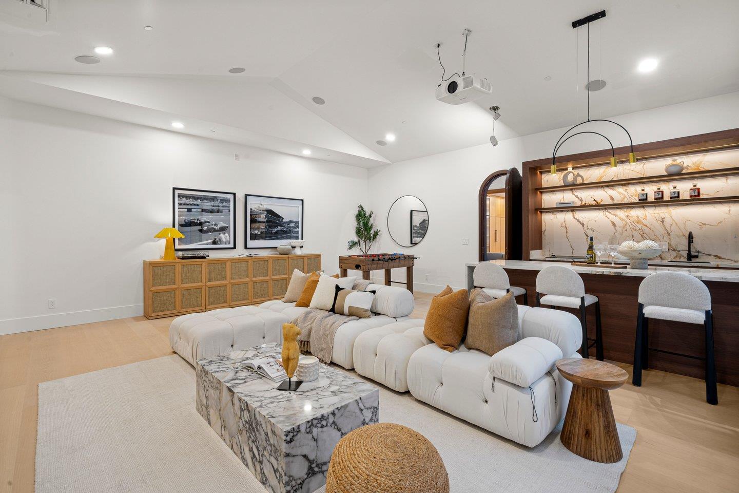 Detail Gallery Image 24 of 51 For 15 San Juan Ave, Menlo Park,  CA 94025 - 5 Beds | 5 Baths