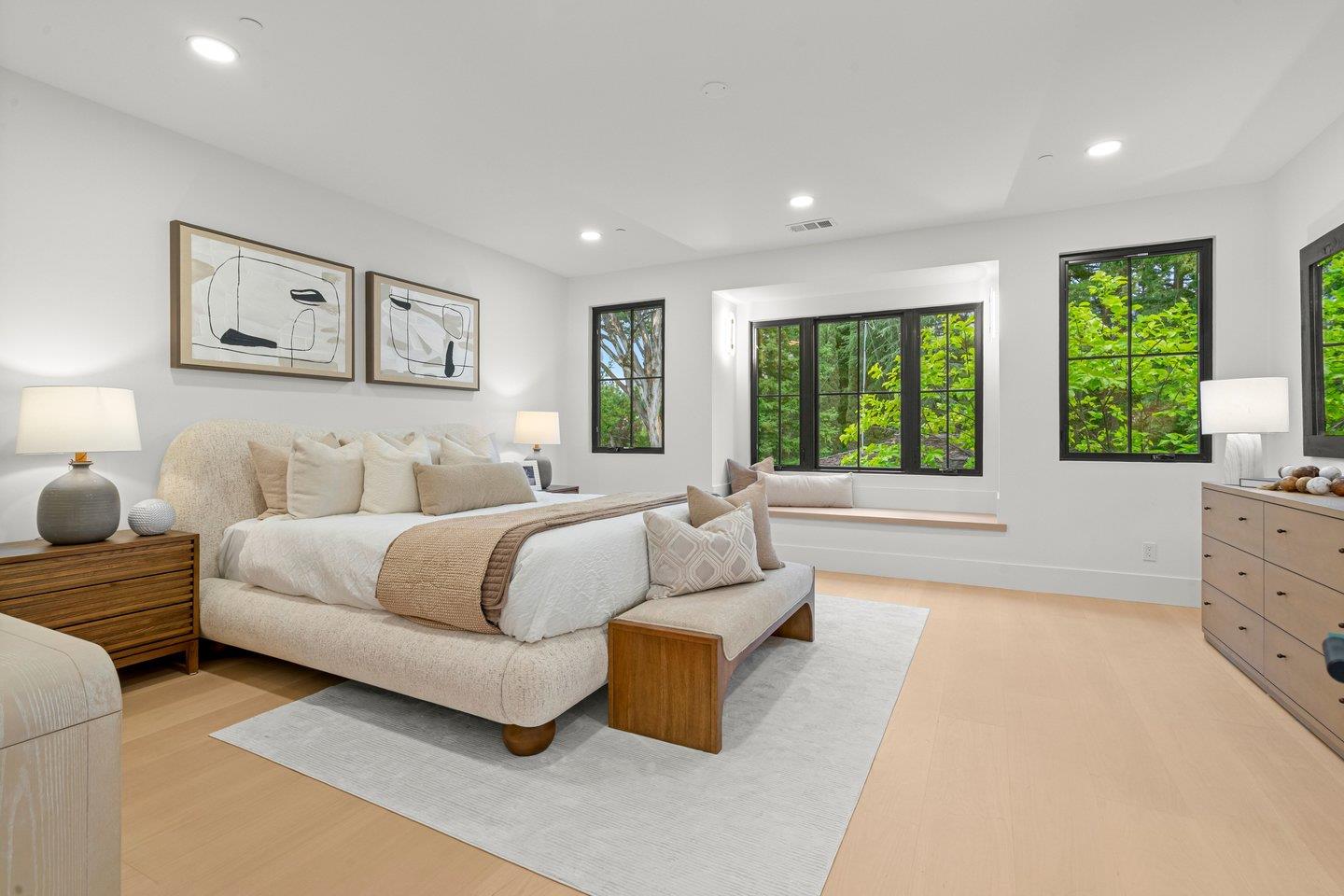 Detail Gallery Image 29 of 51 For 15 San Juan Ave, Menlo Park,  CA 94025 - 5 Beds | 5 Baths