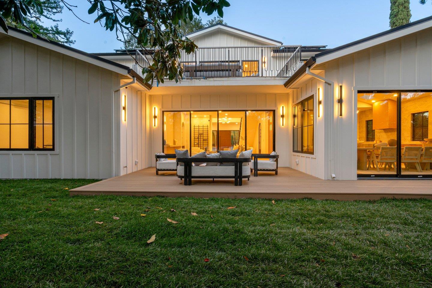 Detail Gallery Image 47 of 51 For 15 San Juan Ave, Menlo Park,  CA 94025 - 5 Beds | 5 Baths