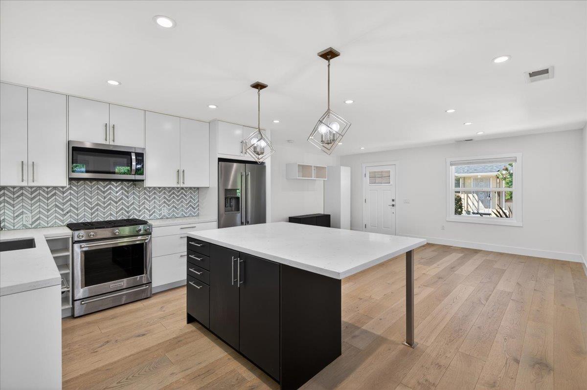 Detail Gallery Image 20 of 64 For 2080 Heatherdale Ave, San Jose,  CA 95128 - – Beds | – Baths