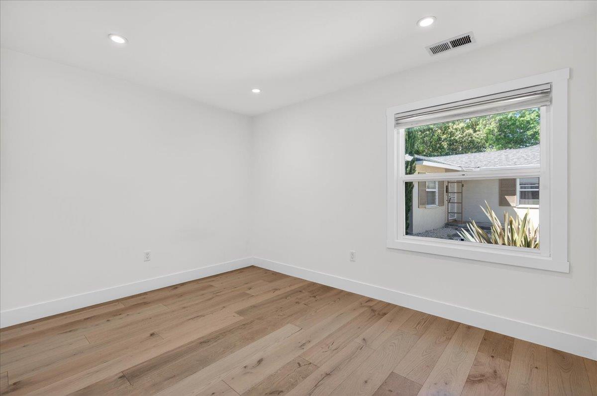 Detail Gallery Image 22 of 64 For 2080 Heatherdale Ave, San Jose,  CA 95128 - – Beds | – Baths