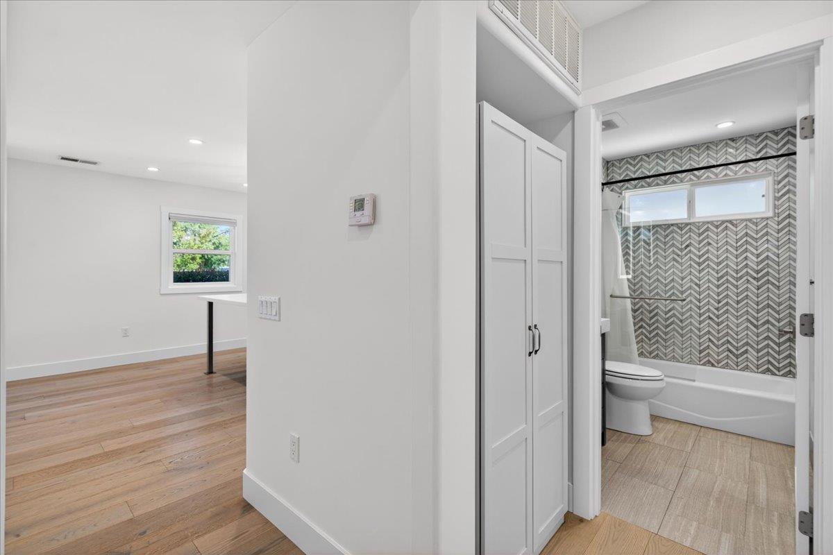 Detail Gallery Image 26 of 64 For 2080 Heatherdale Ave, San Jose,  CA 95128 - – Beds | – Baths