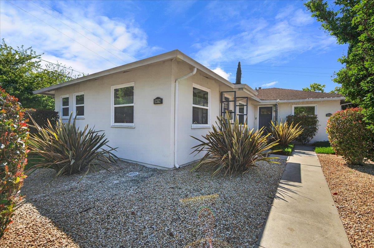 Detail Gallery Image 7 of 64 For 2080 Heatherdale Ave, San Jose,  CA 95128 - – Beds | – Baths