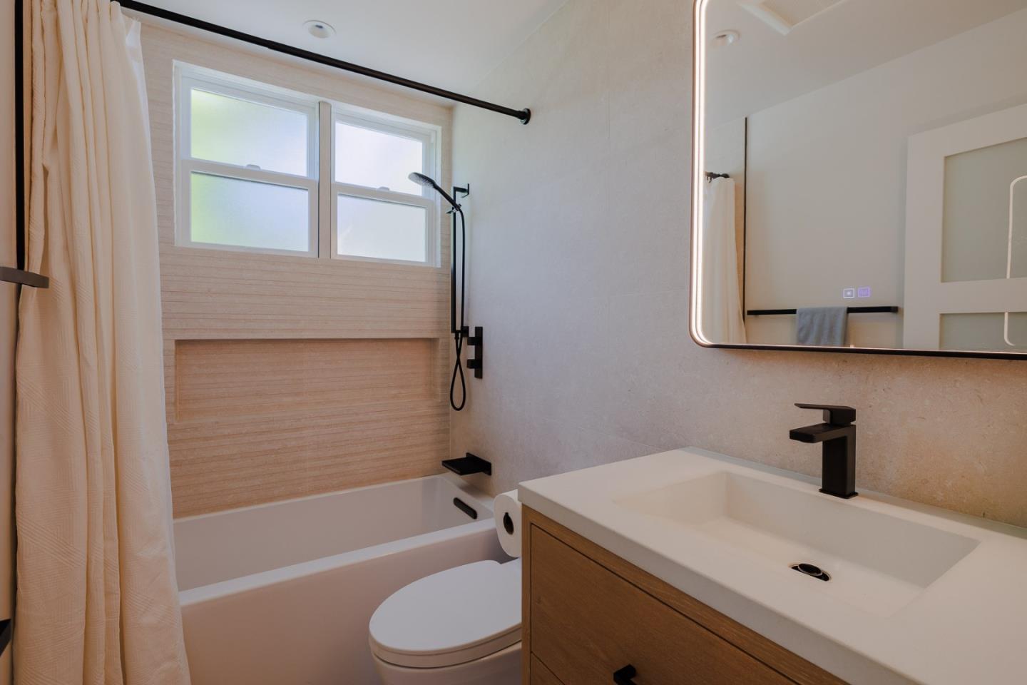 Detail Gallery Image 11 of 15 For 2006 Stanley Ave, Santa Clara,  CA 95050 - 3 Beds | 2 Baths