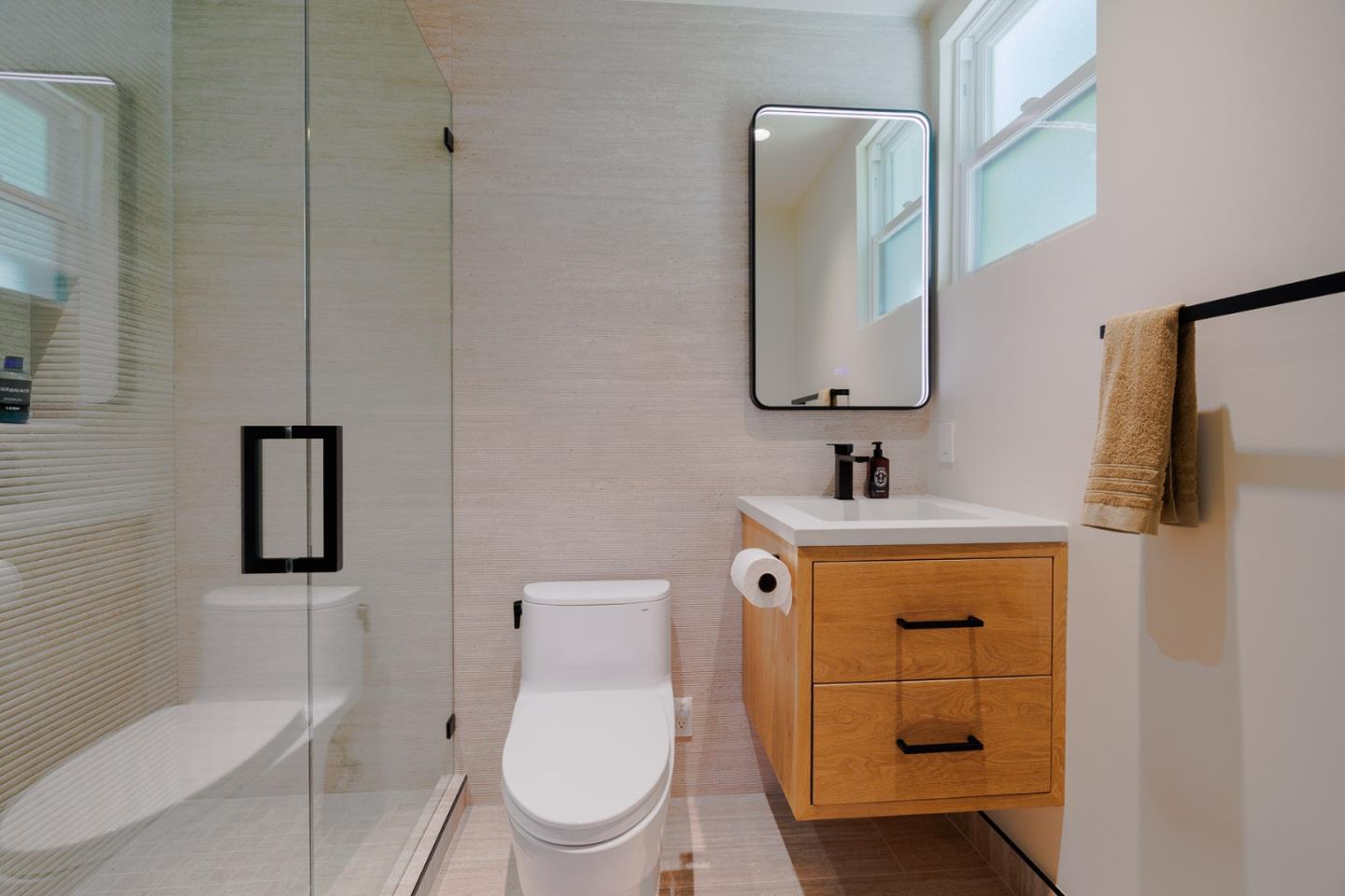 Detail Gallery Image 7 of 15 For 2006 Stanley Ave, Santa Clara,  CA 95050 - 3 Beds | 2 Baths