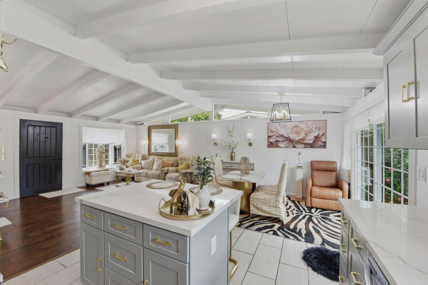 Detail Gallery Image 10 of 32 For 1230 Palamos Ave, Sunnyvale,  CA 94089 - 3 Beds | 2 Baths