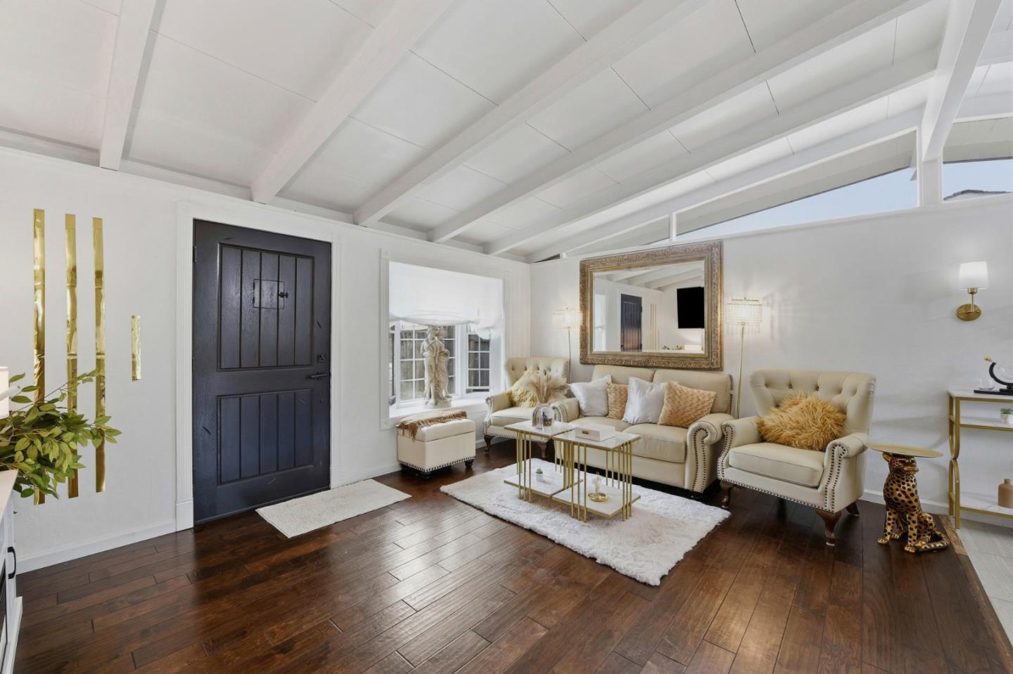 Detail Gallery Image 5 of 32 For 1230 Palamos Ave, Sunnyvale,  CA 94089 - 3 Beds | 2 Baths