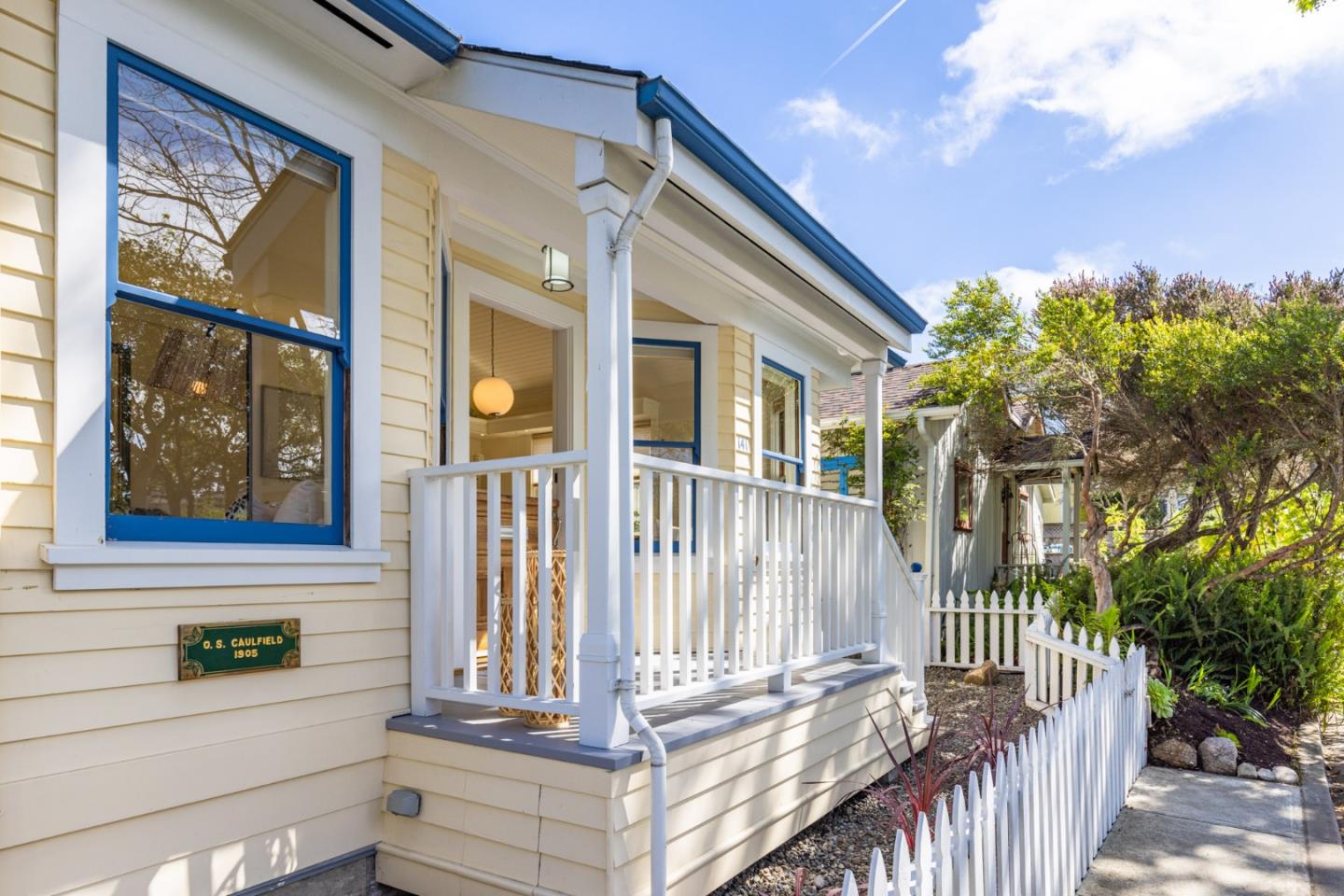 Detail Gallery Image 20 of 25 For 141 Caledonia Ave, Pacific Grove,  CA 93950 - 1 Beds | 1 Baths