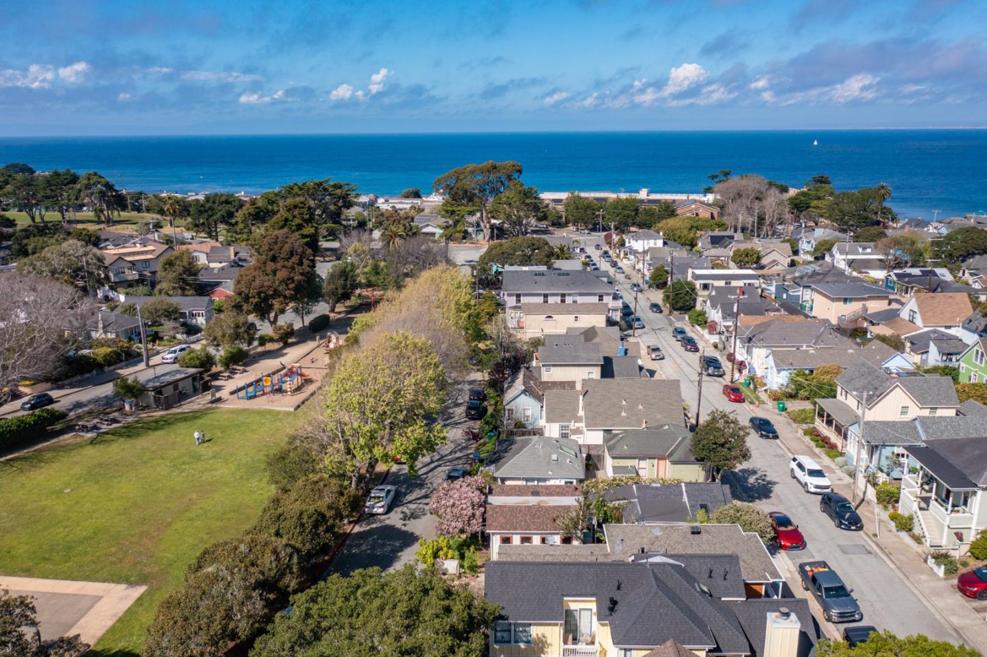 Detail Gallery Image 23 of 25 For 141 Caledonia Ave, Pacific Grove,  CA 93950 - 1 Beds | 1 Baths