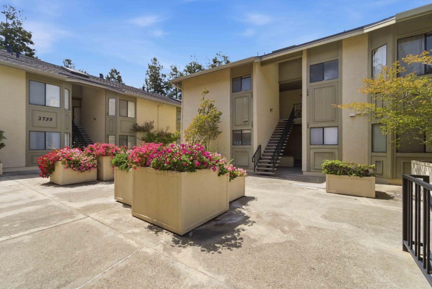 Detail Gallery Image 5 of 35 For 3735 Terstena Pl #159,  Santa Clara,  CA 95051 - 2 Beds | 2 Baths