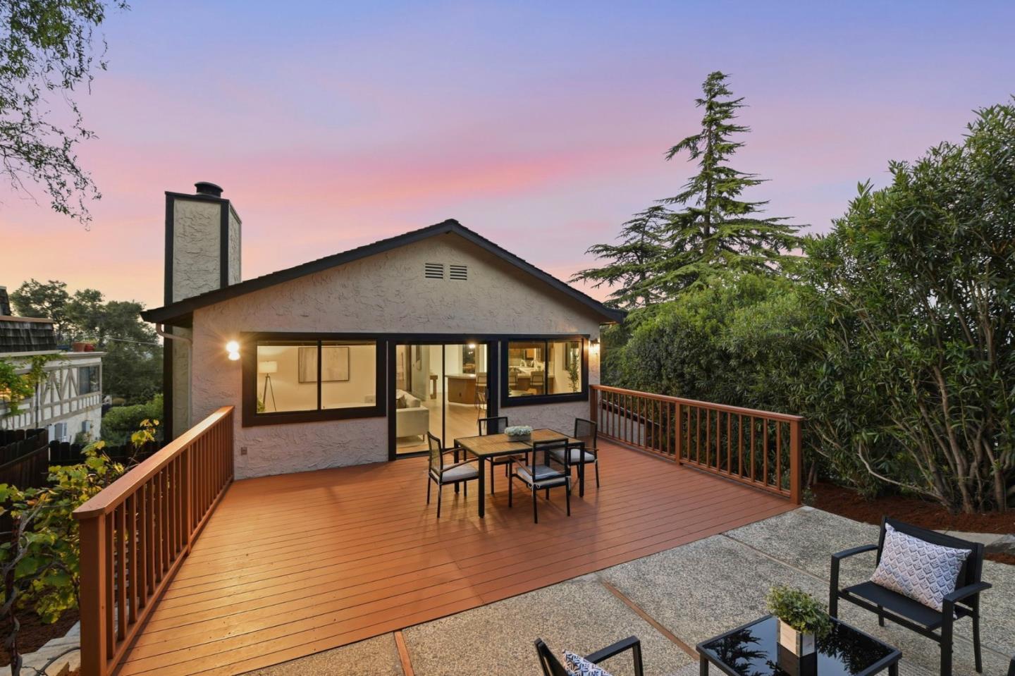 Detail Gallery Image 10 of 63 For 22670 San Juan Rd, Cupertino,  CA 95014 - 4 Beds | 2/1 Baths