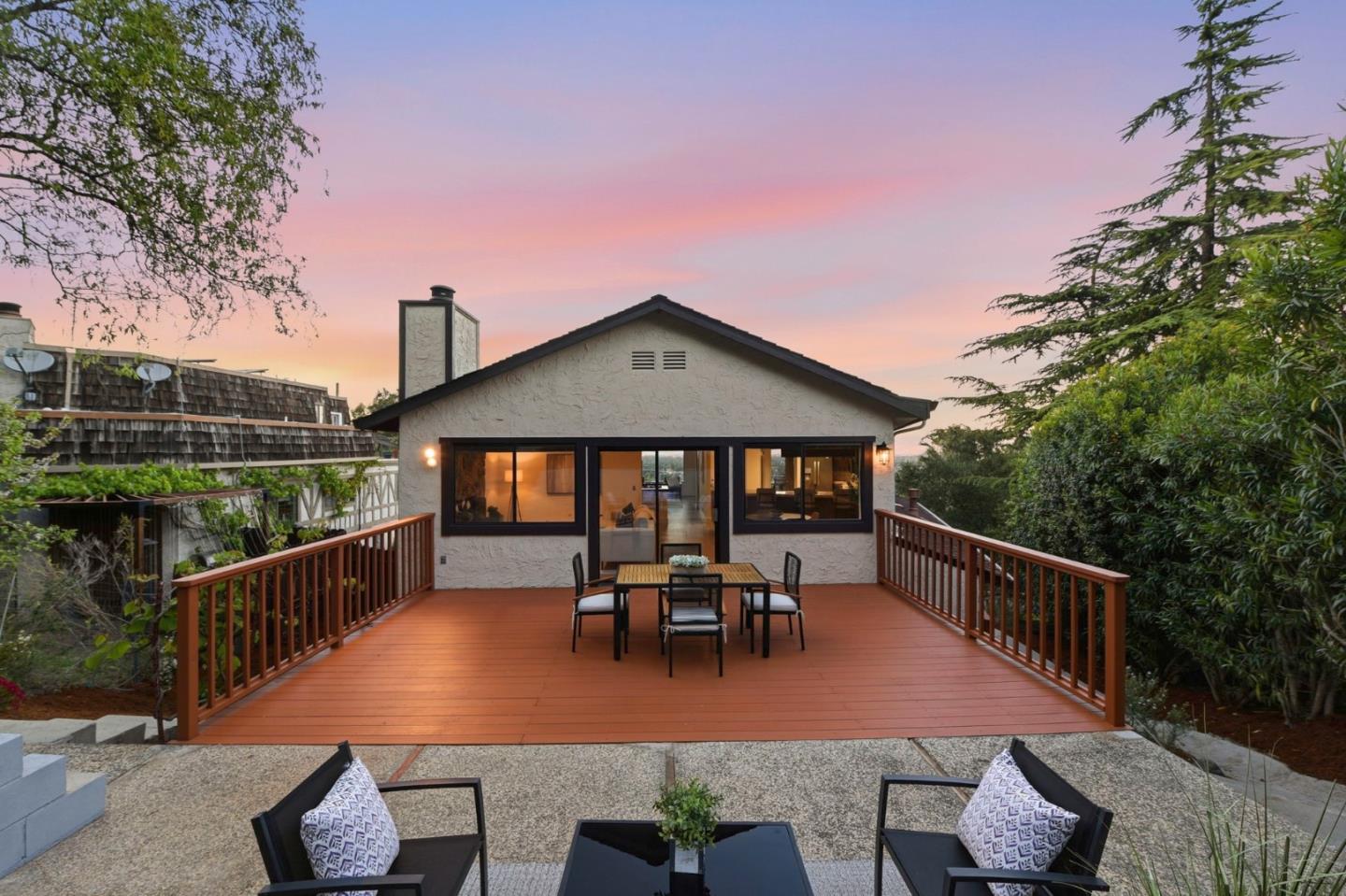 Detail Gallery Image 15 of 63 For 22670 San Juan Rd, Cupertino,  CA 95014 - 4 Beds | 2/1 Baths