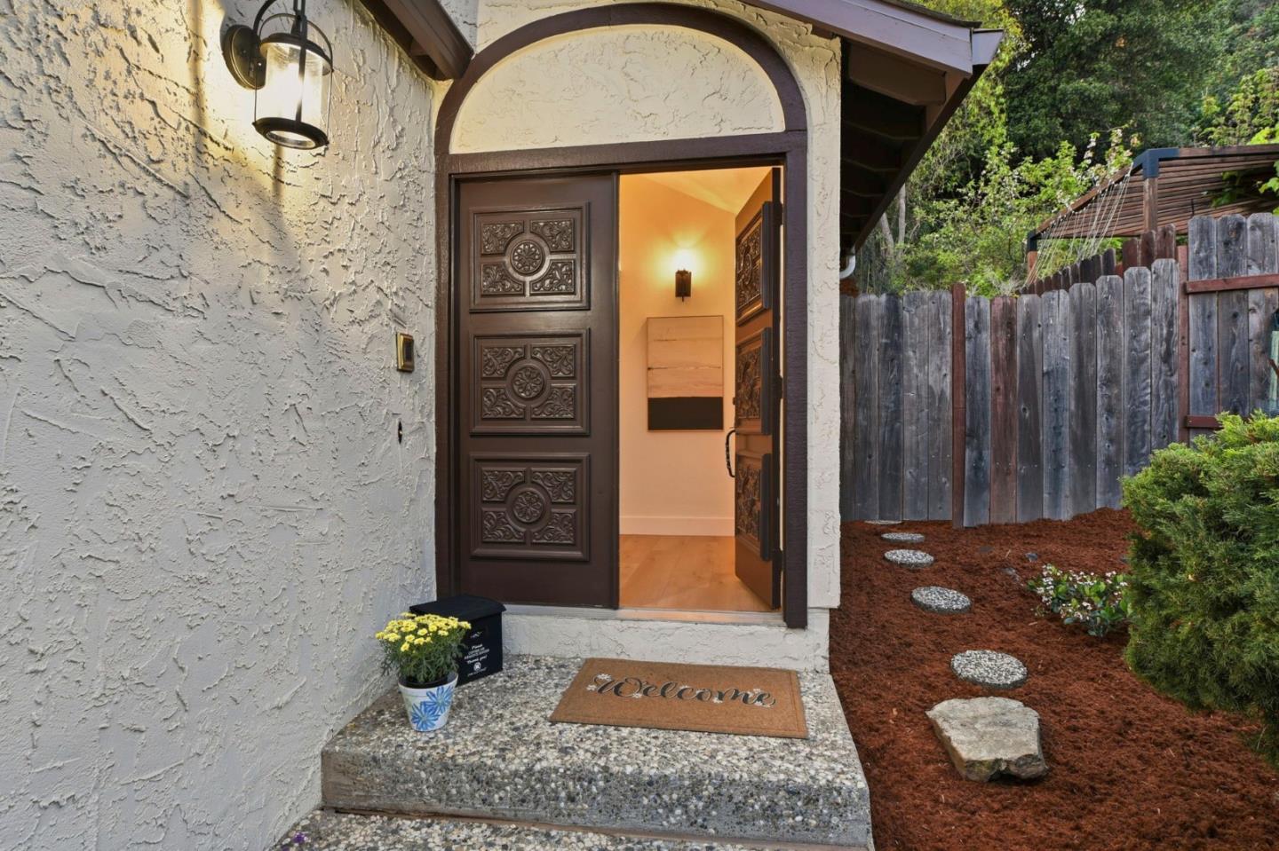 Detail Gallery Image 17 of 63 For 22670 San Juan Rd, Cupertino,  CA 95014 - 4 Beds | 2/1 Baths