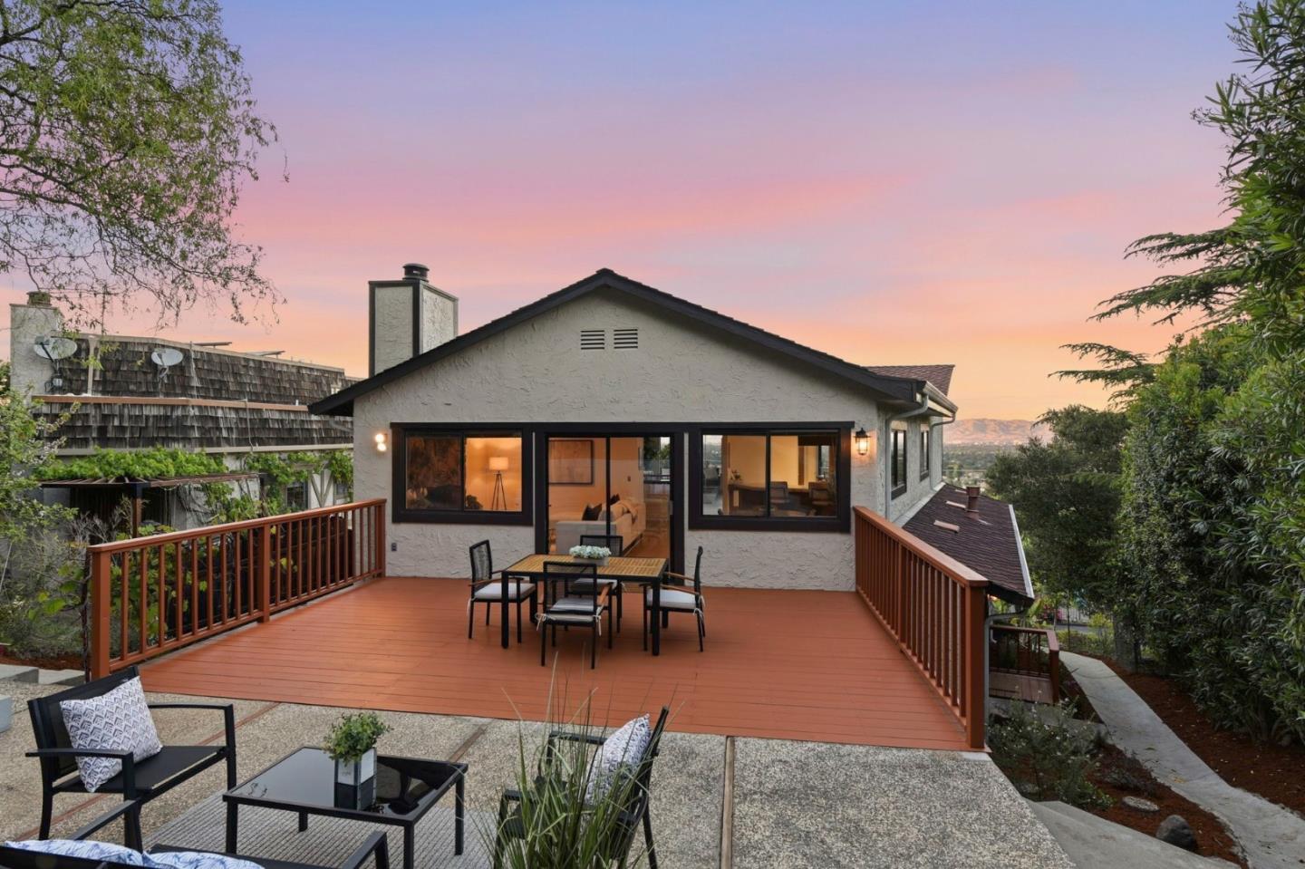 Detail Gallery Image 3 of 63 For 22670 San Juan Rd, Cupertino,  CA 95014 - 4 Beds | 2/1 Baths