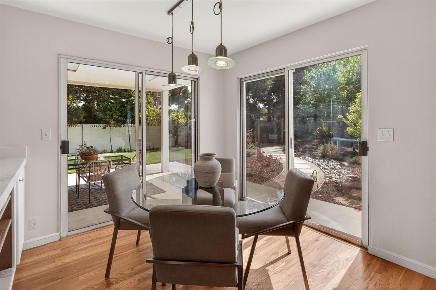 Detail Gallery Image 14 of 69 For 6894 Serenity Ct, San Jose,  CA 95120 - 6 Beds | 4/1 Baths