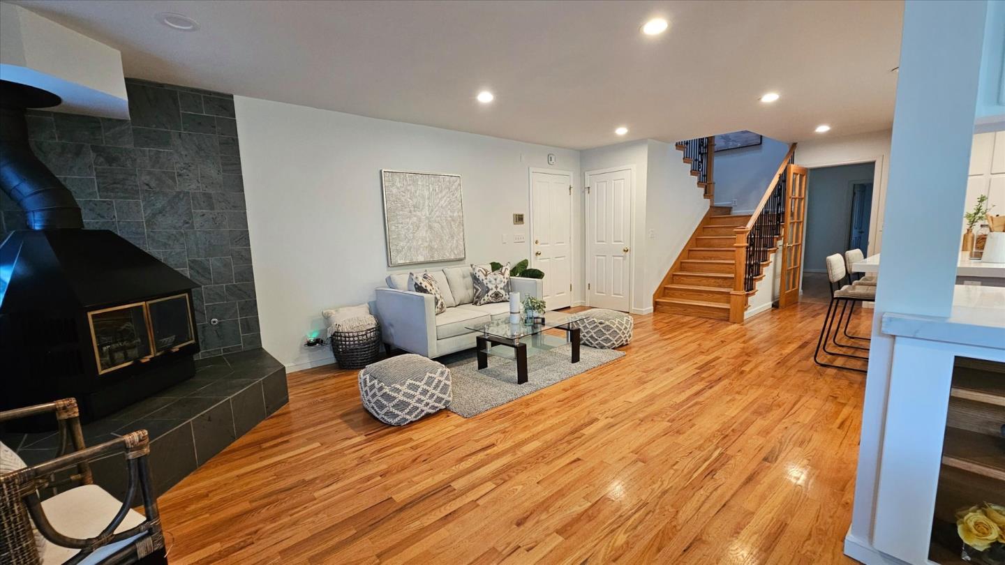 Detail Gallery Image 15 of 69 For 6894 Serenity Ct, San Jose,  CA 95120 - 6 Beds | 4/1 Baths