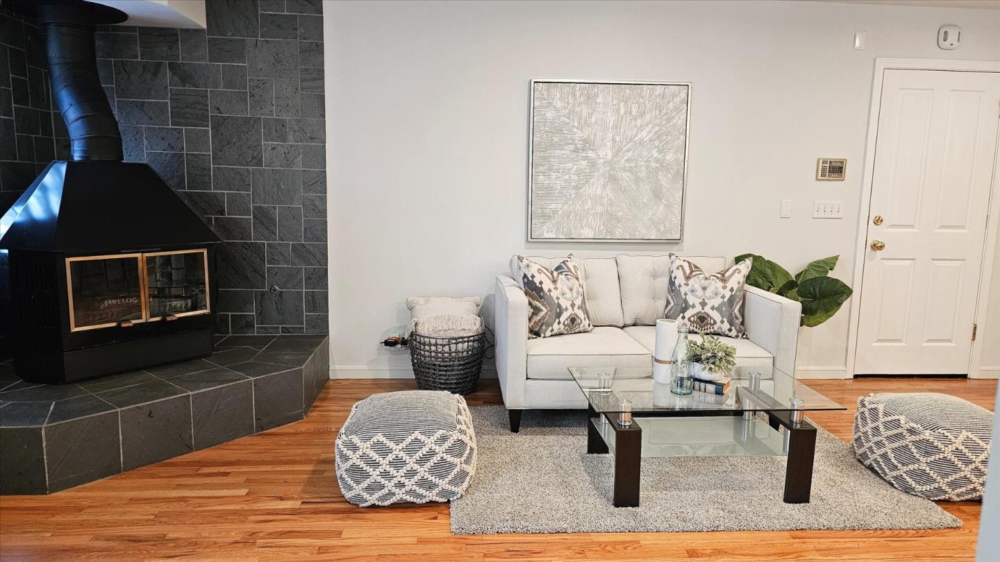 Detail Gallery Image 16 of 69 For 6894 Serenity Ct, San Jose,  CA 95120 - 6 Beds | 4/1 Baths