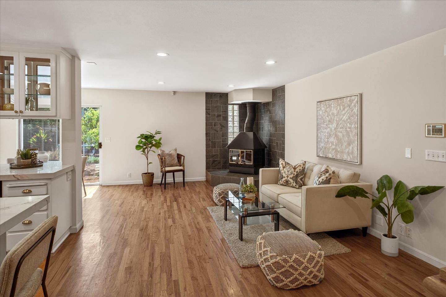 Detail Gallery Image 17 of 69 For 6894 Serenity Ct, San Jose,  CA 95120 - 6 Beds | 4/1 Baths