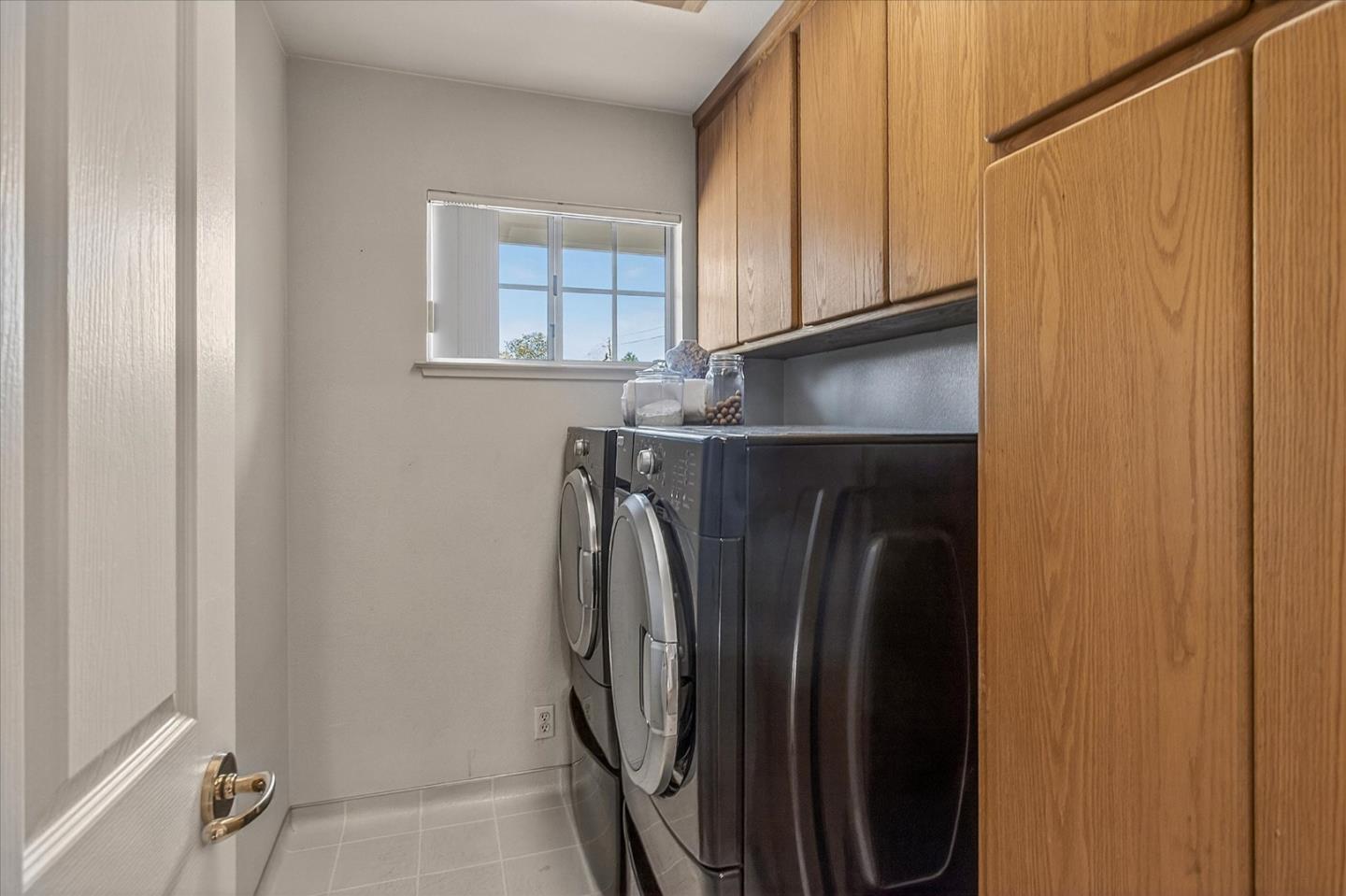 Detail Gallery Image 33 of 69 For 6894 Serenity Ct, San Jose,  CA 95120 - 6 Beds | 4/1 Baths