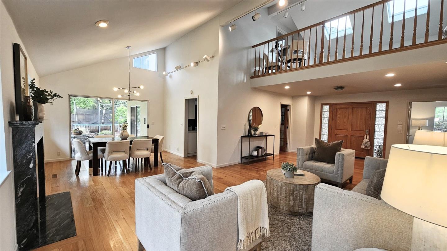 Detail Gallery Image 4 of 69 For 6894 Serenity Ct, San Jose,  CA 95120 - 6 Beds | 4/1 Baths