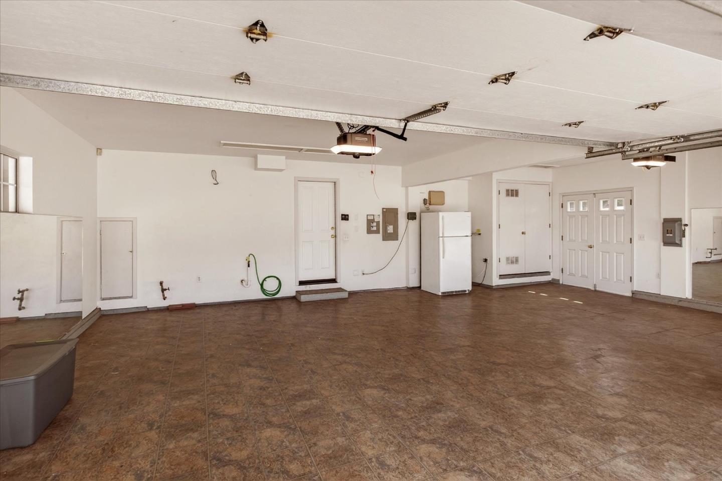 Detail Gallery Image 48 of 69 For 6894 Serenity Ct, San Jose,  CA 95120 - 6 Beds | 4/1 Baths