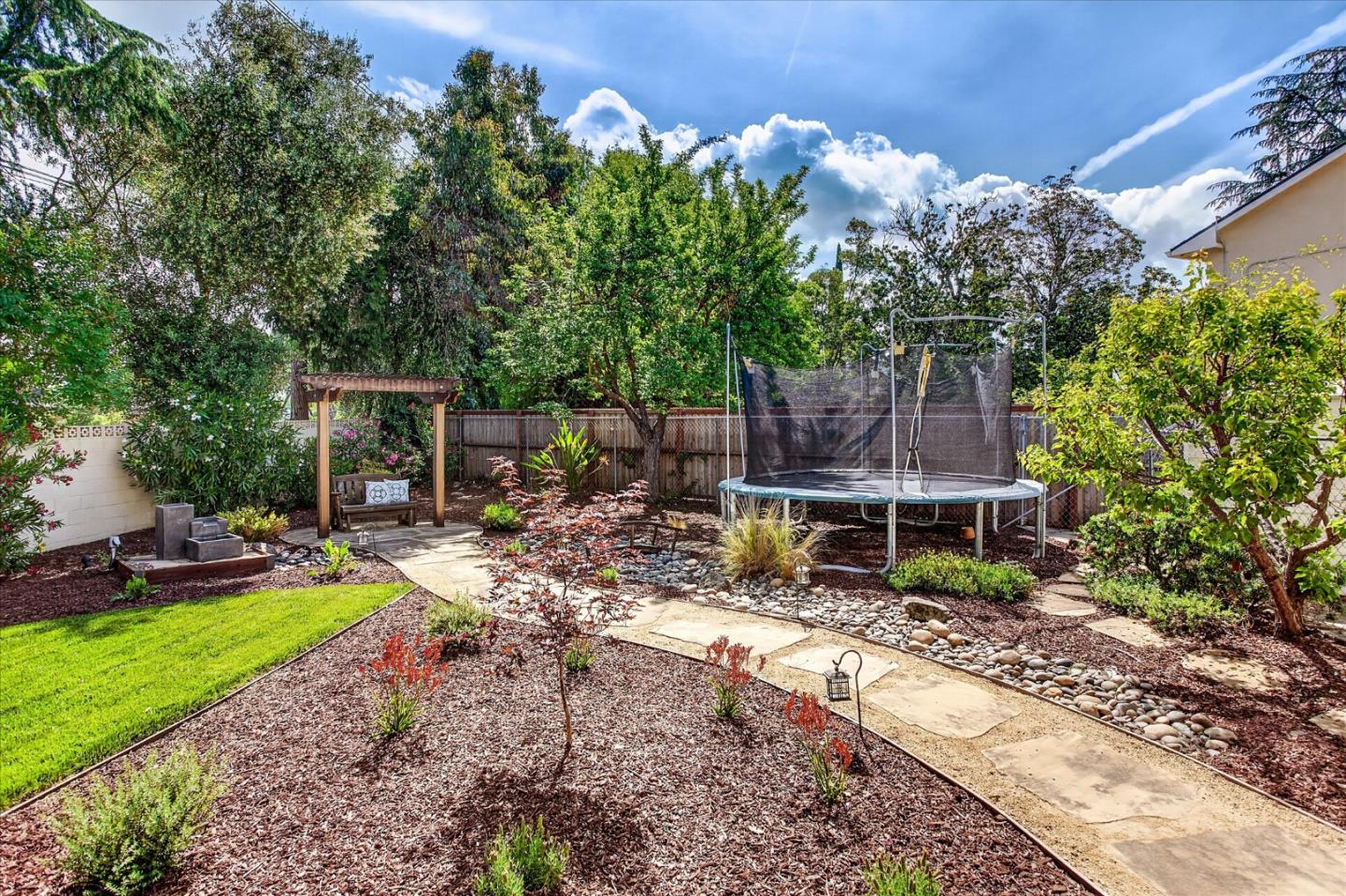 Detail Gallery Image 53 of 69 For 6894 Serenity Ct, San Jose,  CA 95120 - 6 Beds | 4/1 Baths