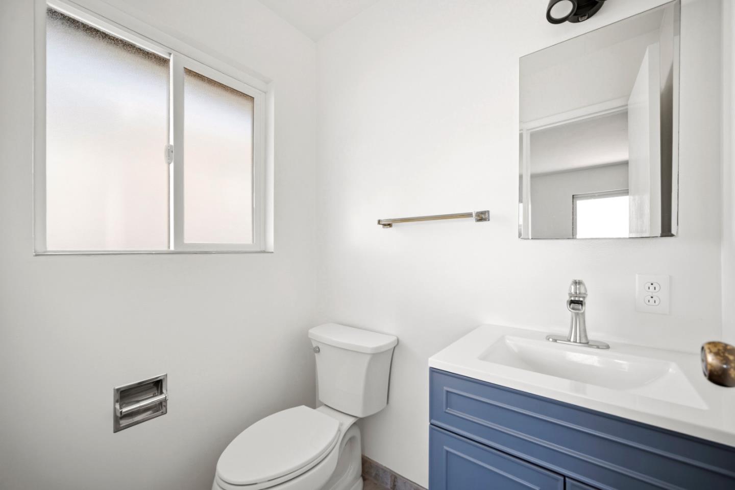 Detail Gallery Image 18 of 20 For 1114 Miles Ave, Pacific Grove,  CA 93950 - 3 Beds | 1/1 Baths