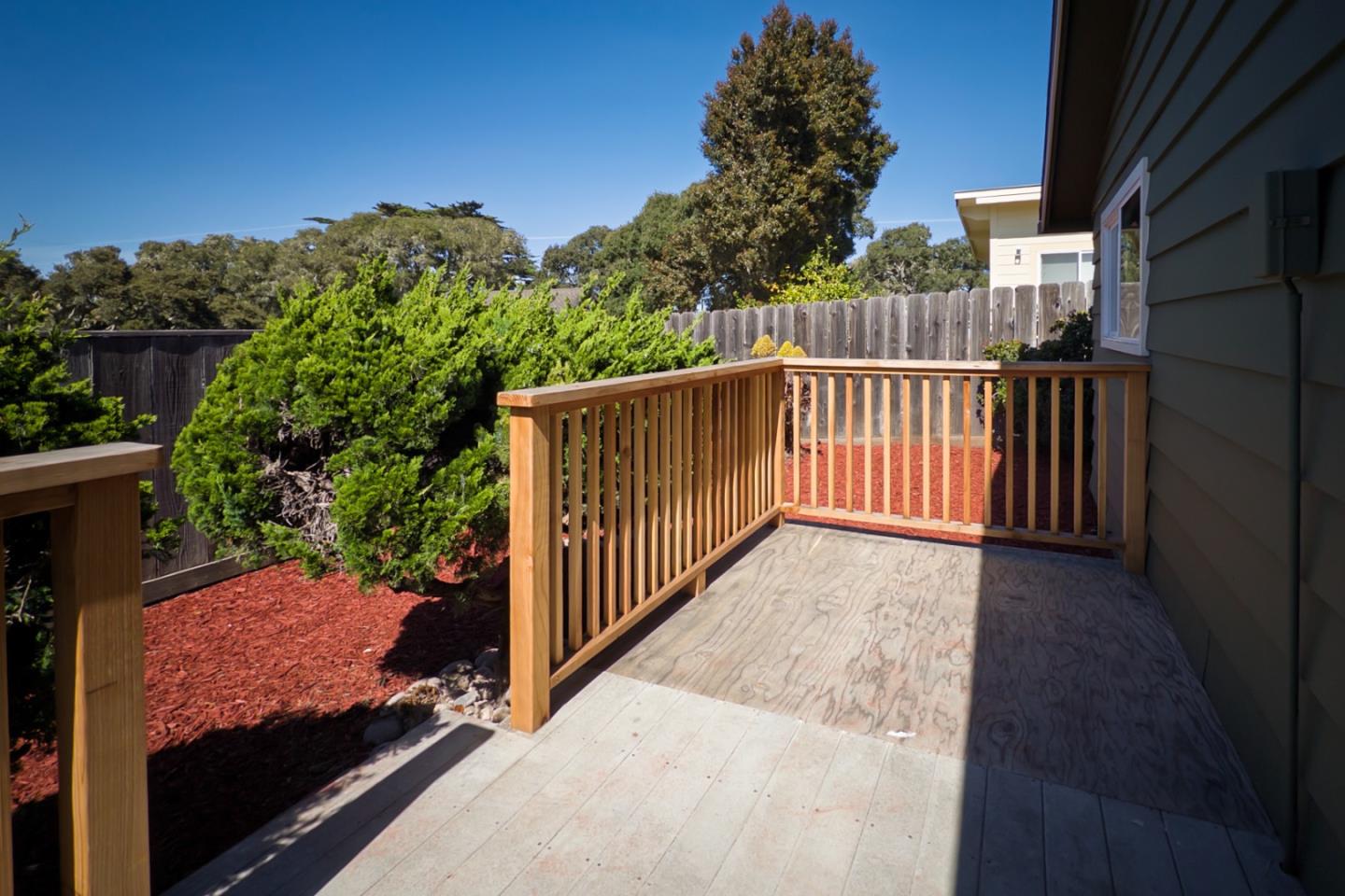 Detail Gallery Image 19 of 20 For 1114 Miles Ave, Pacific Grove,  CA 93950 - 3 Beds | 1/1 Baths