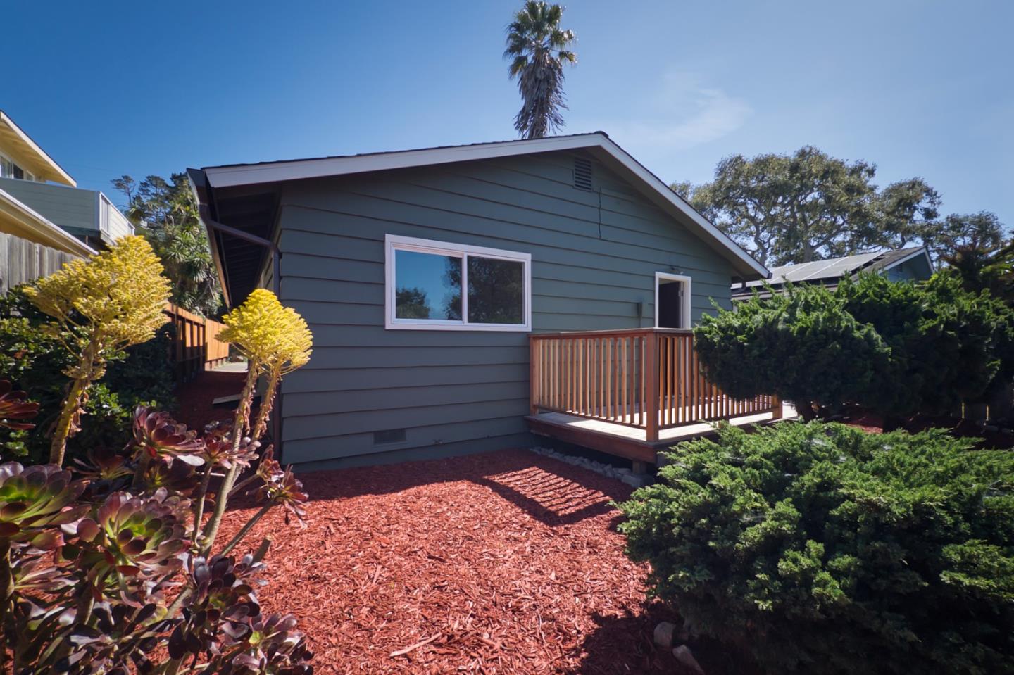 Detail Gallery Image 20 of 20 For 1114 Miles Ave, Pacific Grove,  CA 93950 - 3 Beds | 1/1 Baths