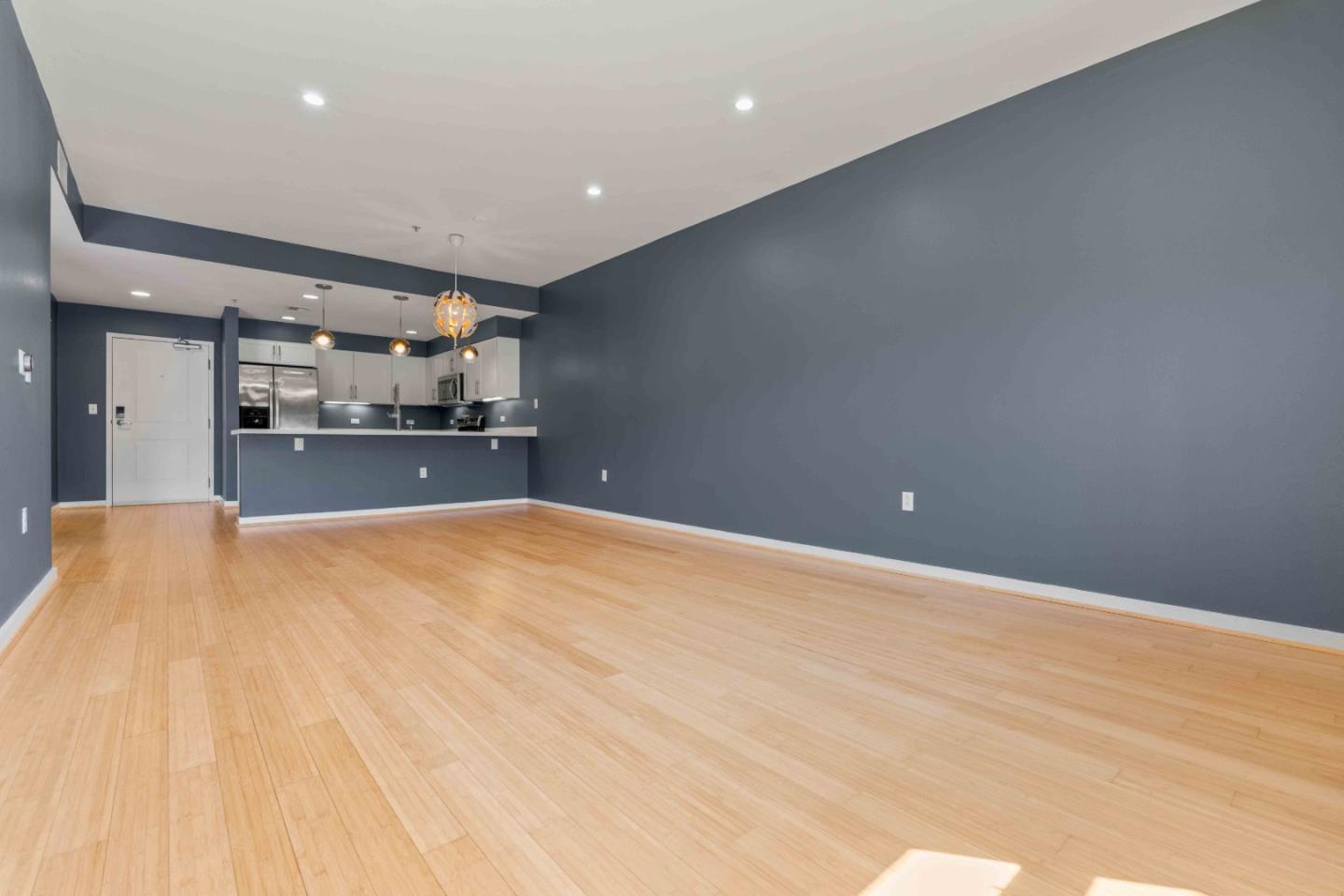 Detail Gallery Image 10 of 28 For 125 Patterson St #320,  San Jose,  CA 95112 - 1 Beds | 1 Baths