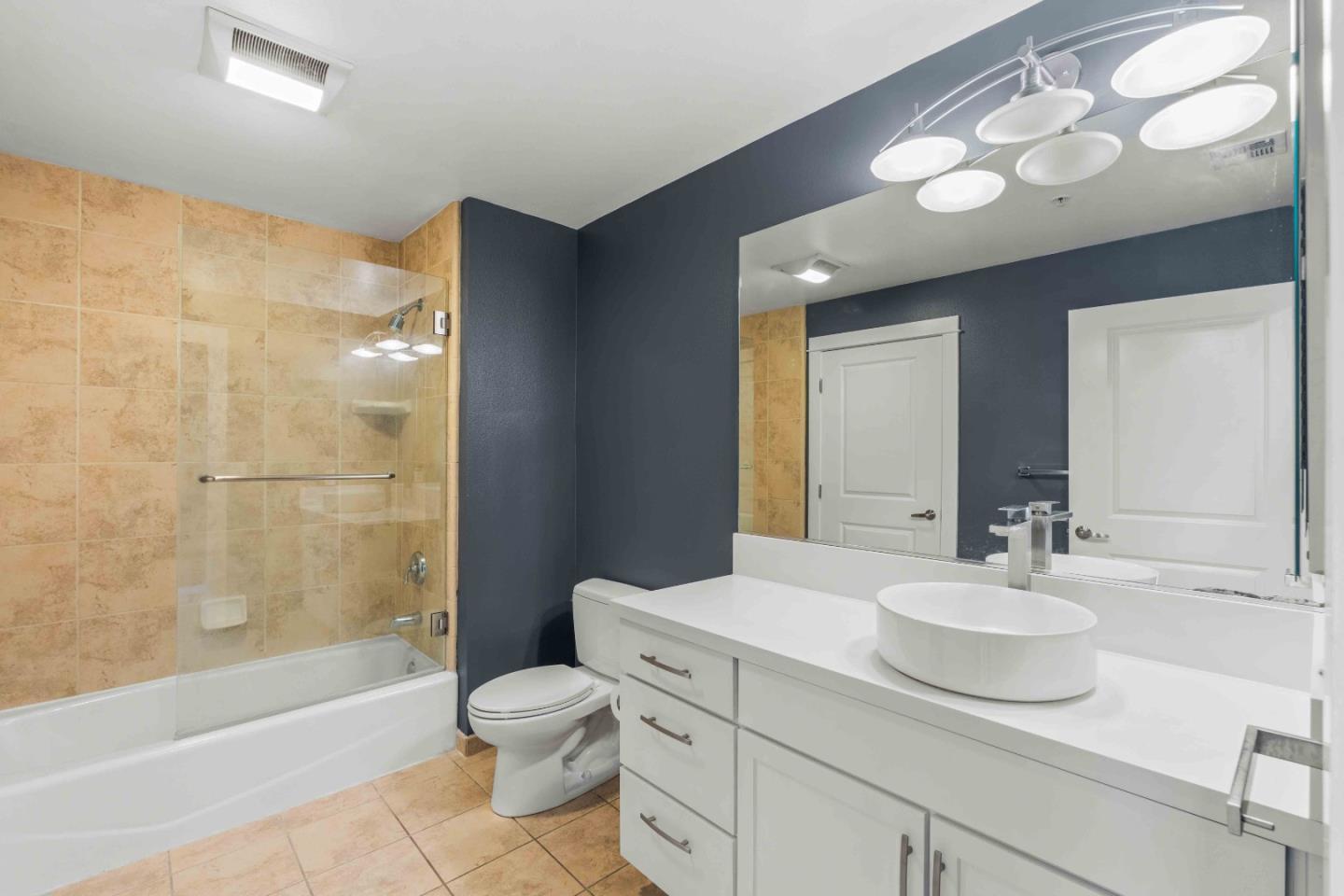 Detail Gallery Image 14 of 28 For 125 Patterson St #320,  San Jose,  CA 95112 - 1 Beds | 1 Baths