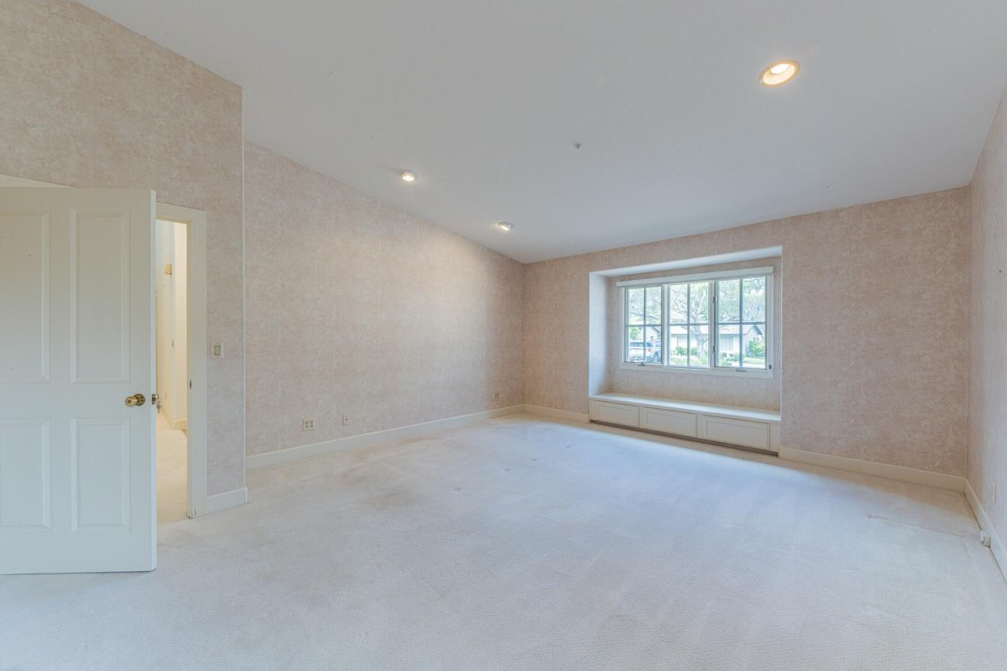 Detail Gallery Image 22 of 38 For 25683 Meadowview Ct, Salinas,  CA 93908 - 3 Beds | 3 Baths