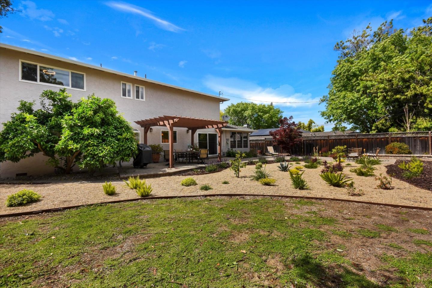Detail Gallery Image 15 of 35 For Address Not Disclosed, Los Gatos,  CA 95032 - 4 Beds | 2/1 Baths