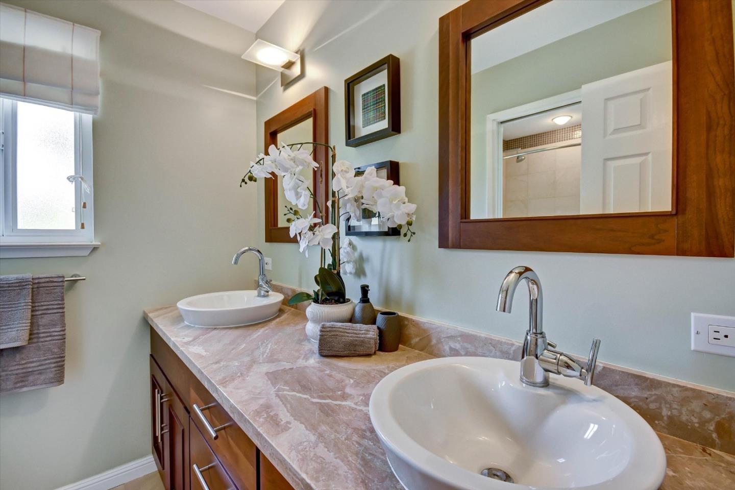 Detail Gallery Image 26 of 35 For Address Not Disclosed, Los Gatos,  CA 95032 - 4 Beds | 2/1 Baths