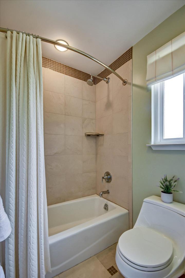 Detail Gallery Image 27 of 35 For Address Not Disclosed, Los Gatos,  CA 95032 - 4 Beds | 2/1 Baths
