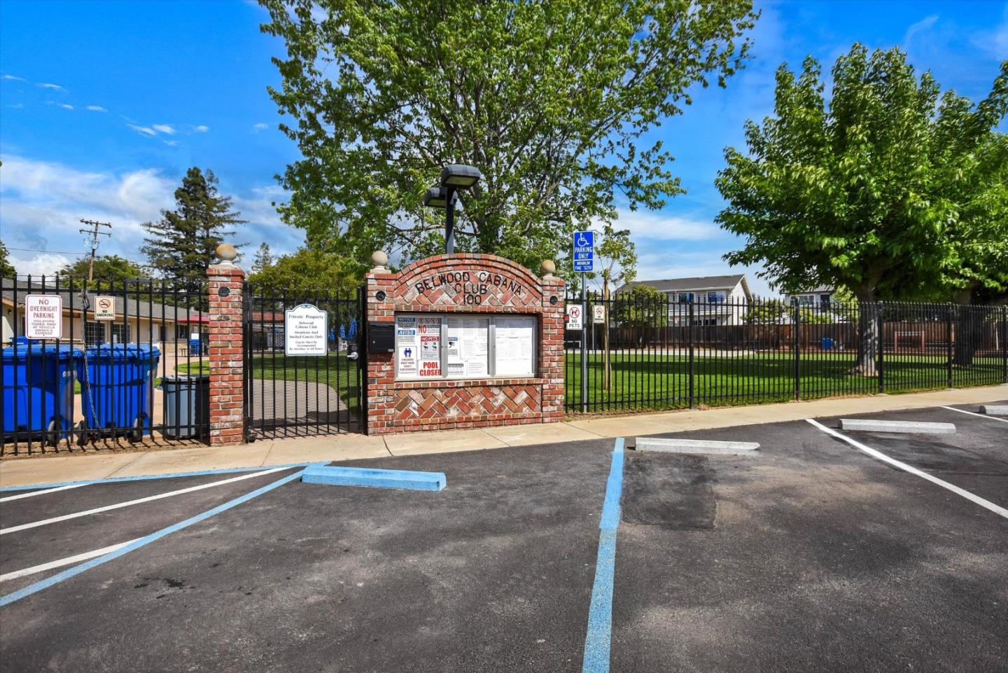 Detail Gallery Image 33 of 35 For Address Not Disclosed, Los Gatos,  CA 95032 - 4 Beds | 2/1 Baths