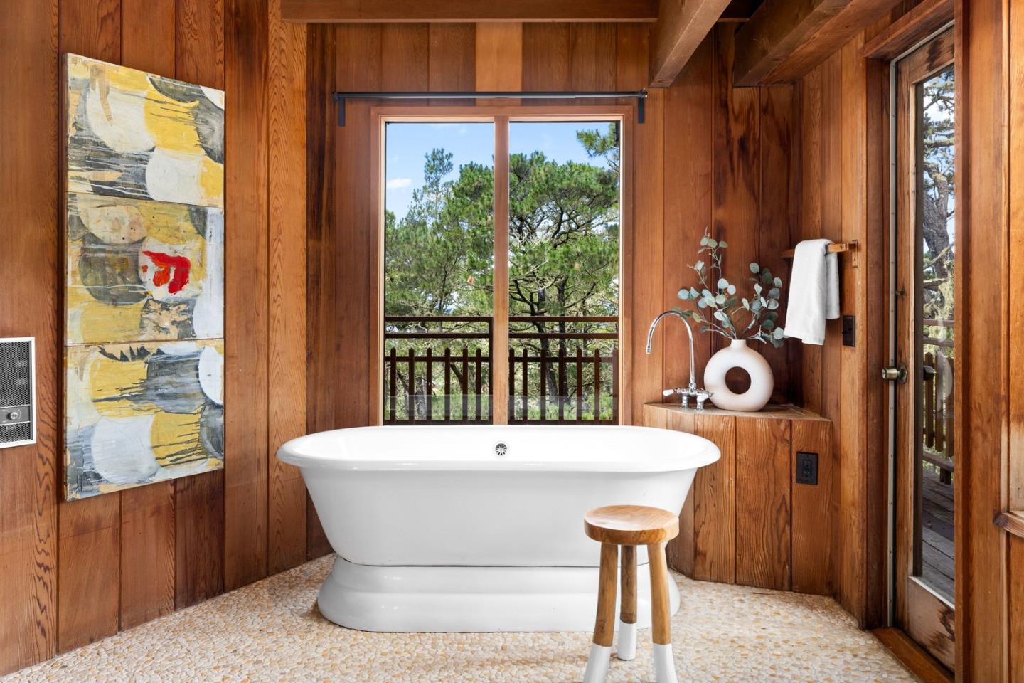 Detail Gallery Image 23 of 88 For 73 Mount Devon Rd, Carmel Highlands,  CA 93923 - 5 Beds | 3/1 Baths