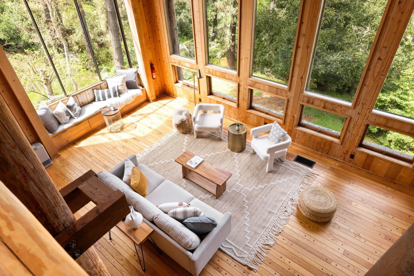 Detail Gallery Image 31 of 88 For 73 Mount Devon Rd, Carmel Highlands,  CA 93923 - 5 Beds | 3/1 Baths