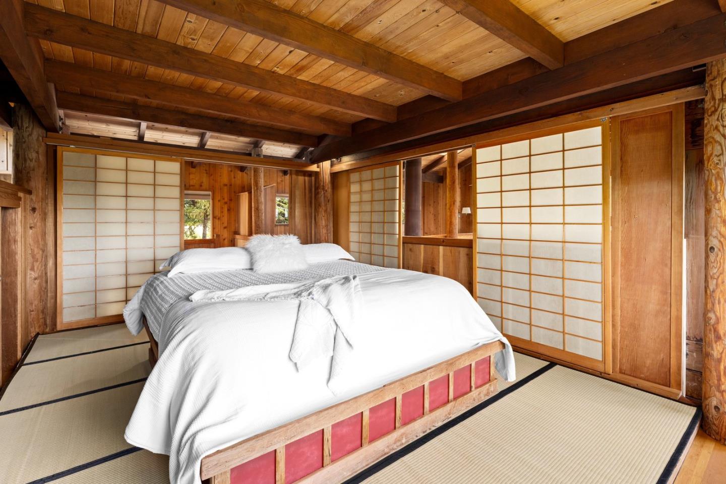 Detail Gallery Image 35 of 88 For 73 Mount Devon Rd, Carmel Highlands,  CA 93923 - 5 Beds | 3/1 Baths