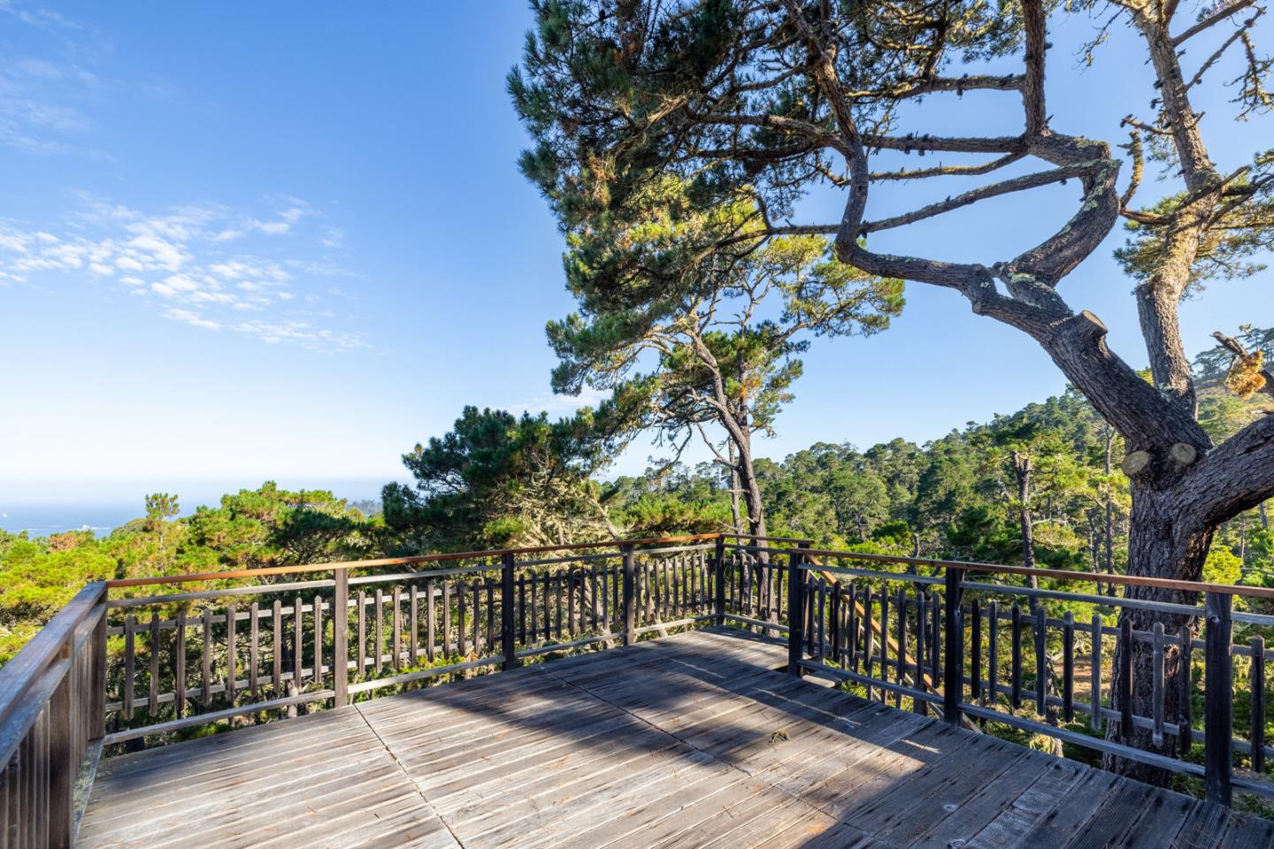 Detail Gallery Image 40 of 88 For 73 Mount Devon Rd, Carmel Highlands,  CA 93923 - 5 Beds | 3/1 Baths
