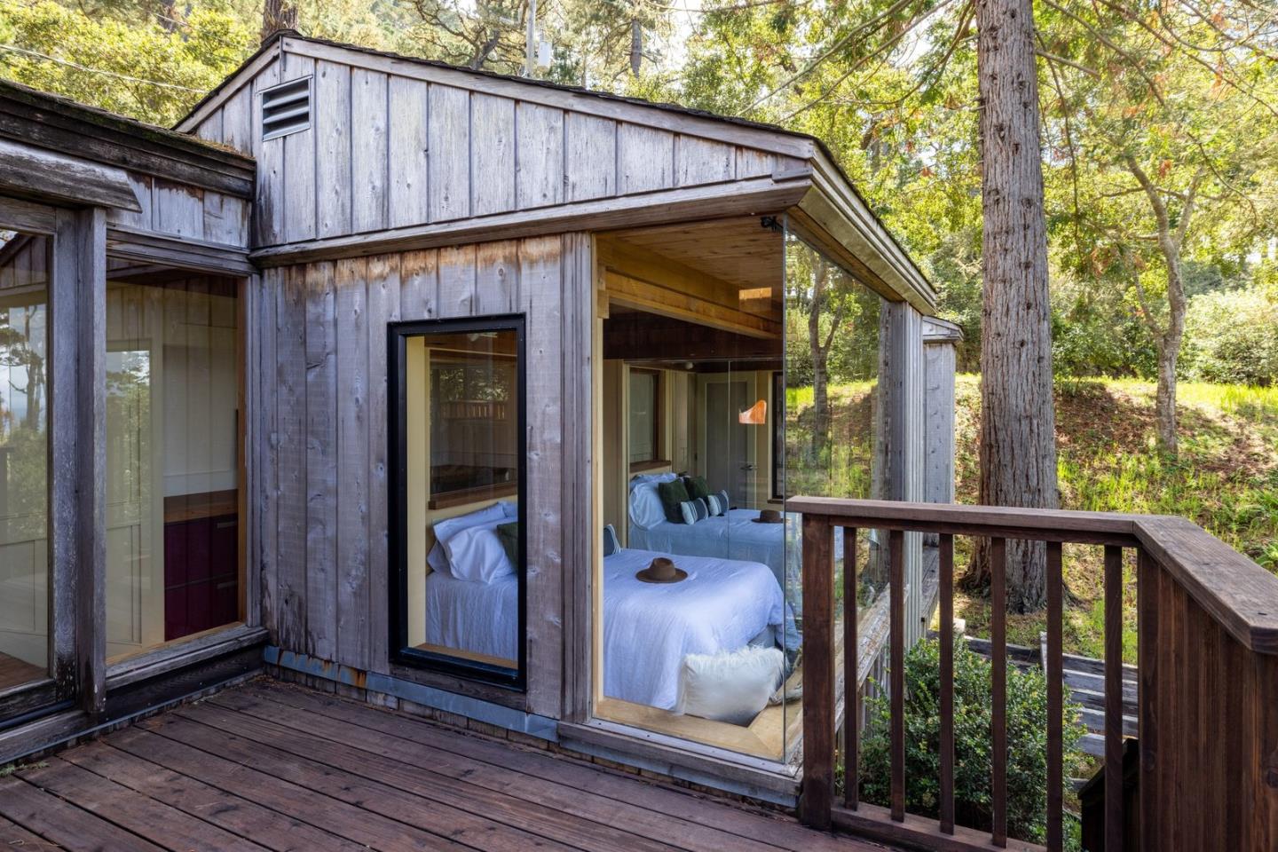 Detail Gallery Image 66 of 88 For 73 Mount Devon Rd, Carmel Highlands,  CA 93923 - 5 Beds | 3/1 Baths