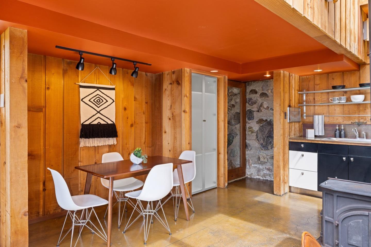 Detail Gallery Image 70 of 88 For 73 Mount Devon Rd, Carmel Highlands,  CA 93923 - 5 Beds | 3/1 Baths