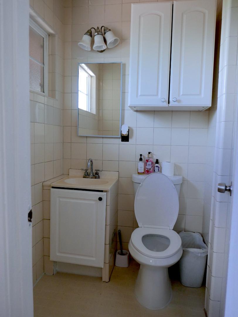 Detail Gallery Image 16 of 41 For 617 Savstrom Way, San Jose,  CA 95111 - 3 Beds | 2 Baths