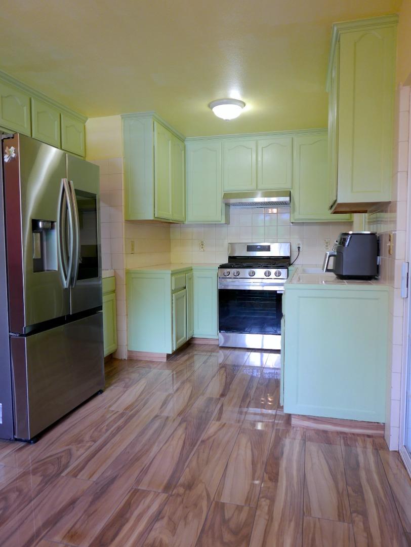 Detail Gallery Image 36 of 41 For 617 Savstrom Way, San Jose,  CA 95111 - 3 Beds | 2 Baths