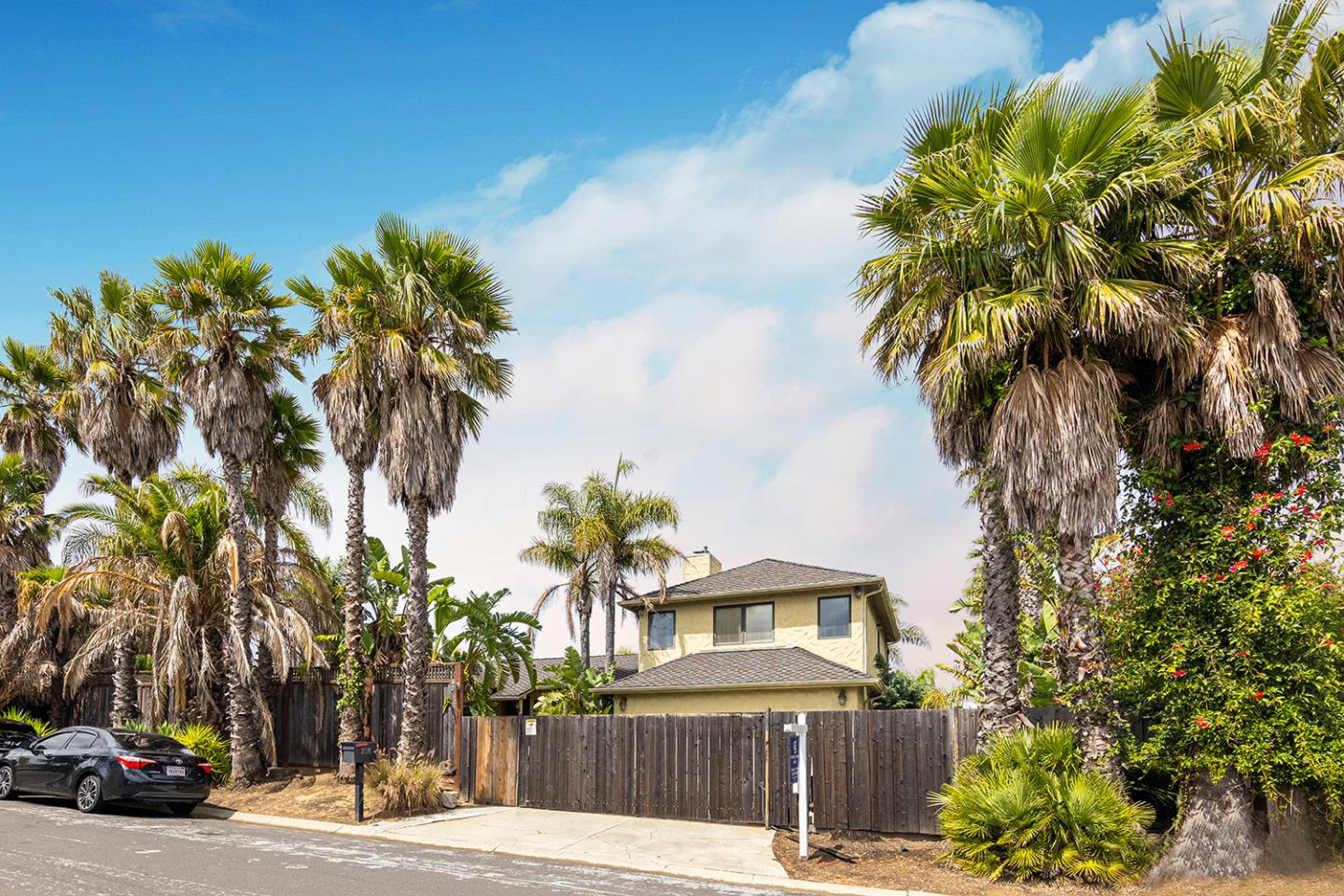 Detail Gallery Image 2 of 75 For 2714 All View Way, Belmont,  CA 94002 - 3 Beds | 3 Baths