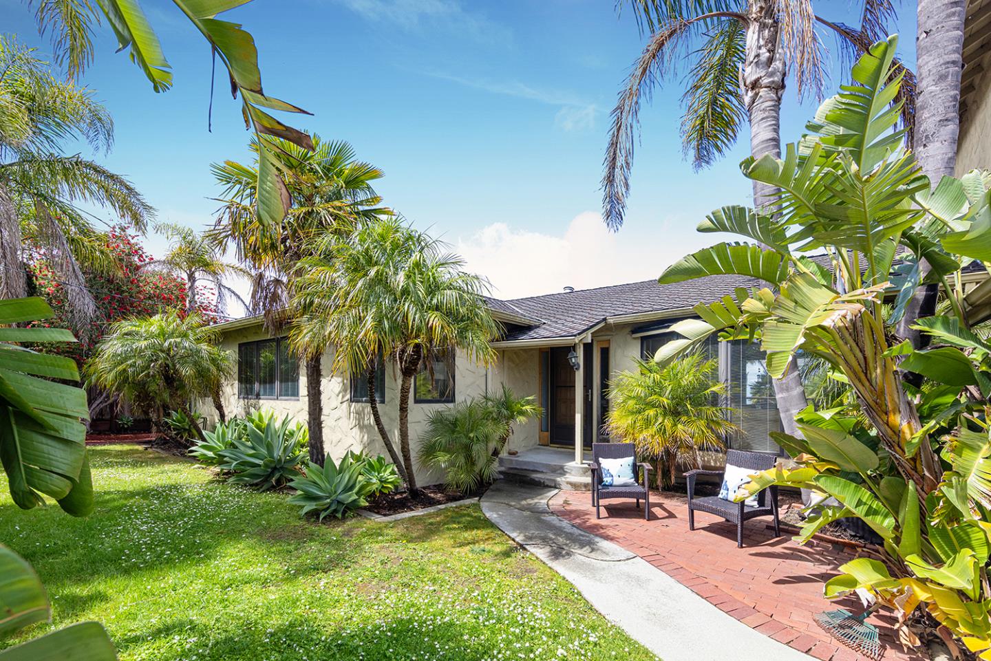 Detail Gallery Image 4 of 75 For 2714 All View Way, Belmont,  CA 94002 - 3 Beds | 3 Baths