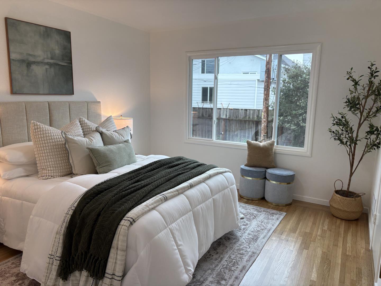 Detail Gallery Image 14 of 61 For 42 Lake Forest Dr, Daly City,  CA 94015 - 2 Beds | 1 Baths