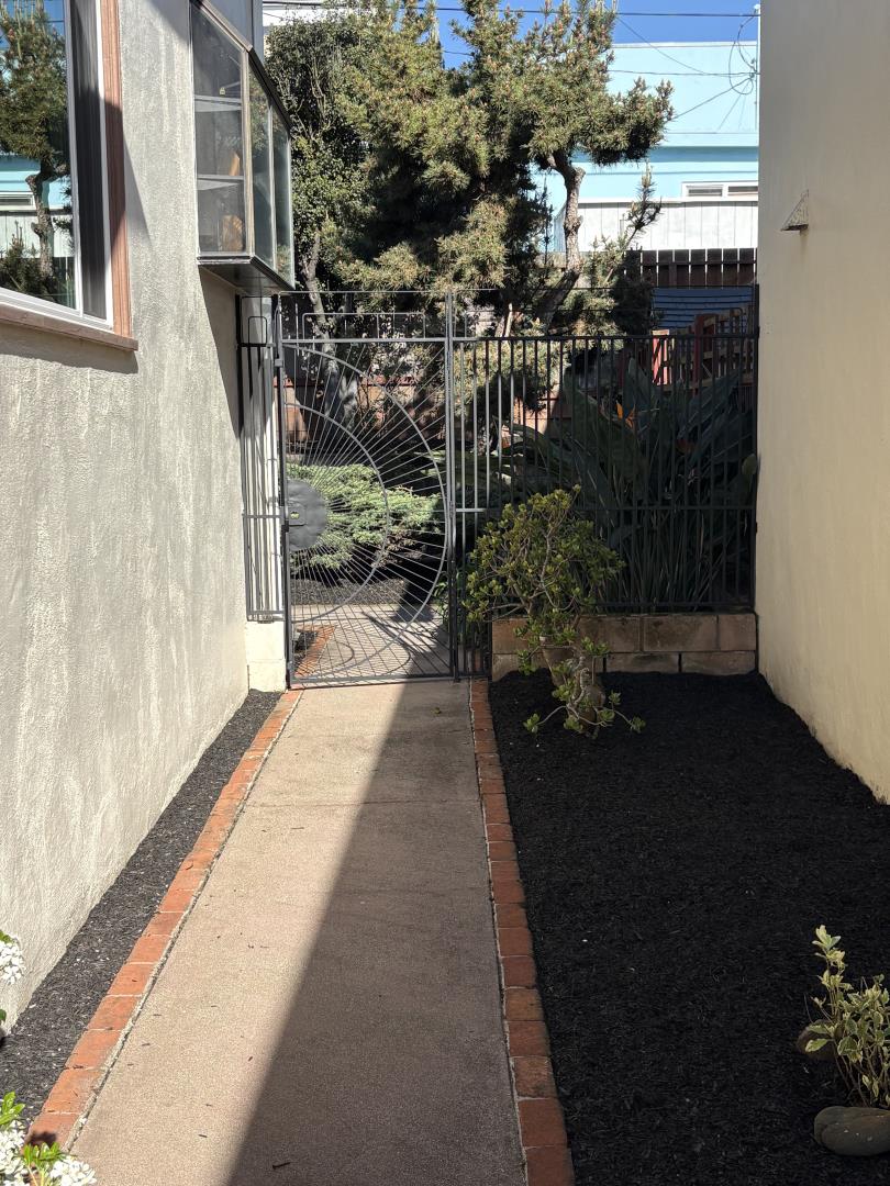 Detail Gallery Image 53 of 61 For 42 Lake Forest Dr, Daly City,  CA 94015 - 2 Beds | 1 Baths