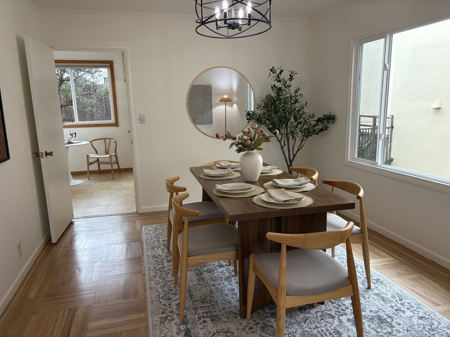 Detail Gallery Image 6 of 61 For 42 Lake Forest Dr, Daly City,  CA 94015 - 2 Beds | 1 Baths