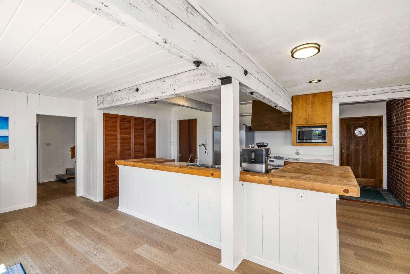 Detail Gallery Image 21 of 43 For 4360 Opal Cliff Dr, Santa Cruz,  CA 95062 - 3 Beds | 2 Baths